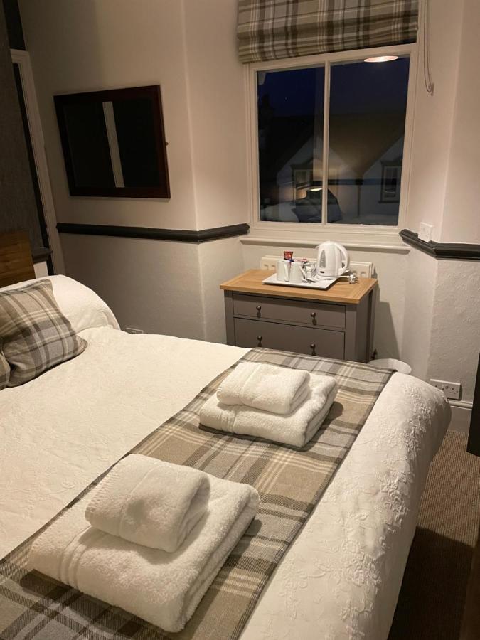 The Royal Oak Inn Bowness-on-Windermere Buitenkant foto
